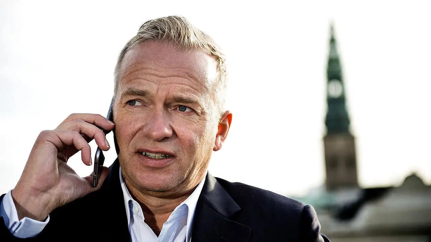Lars Tvede investerer i aktier.