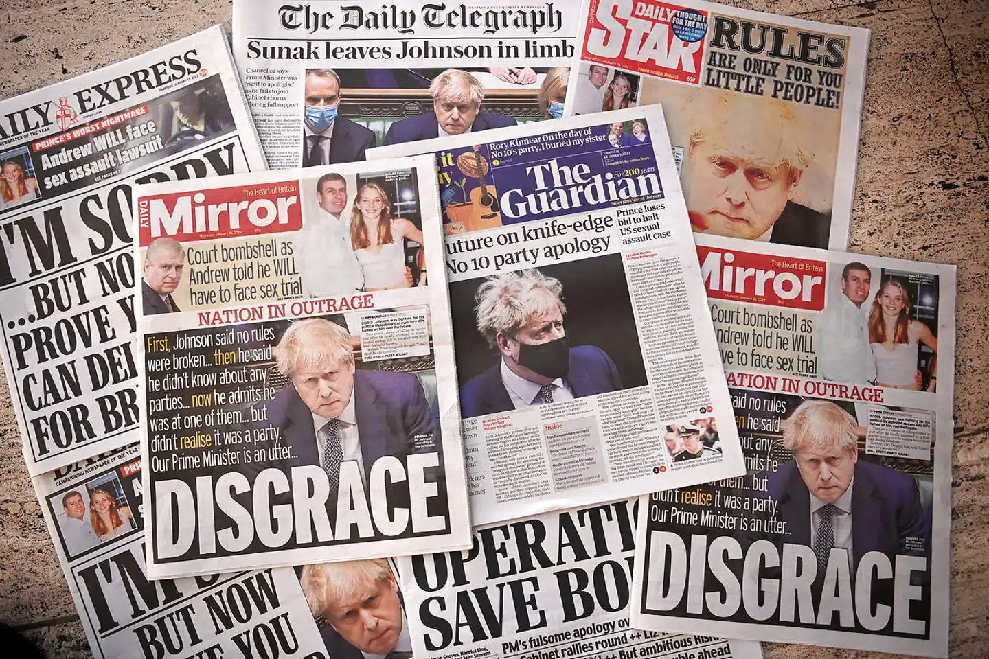 De britiske aviser har haft Boris Johnson og festerne på deres forsider i dagevis.