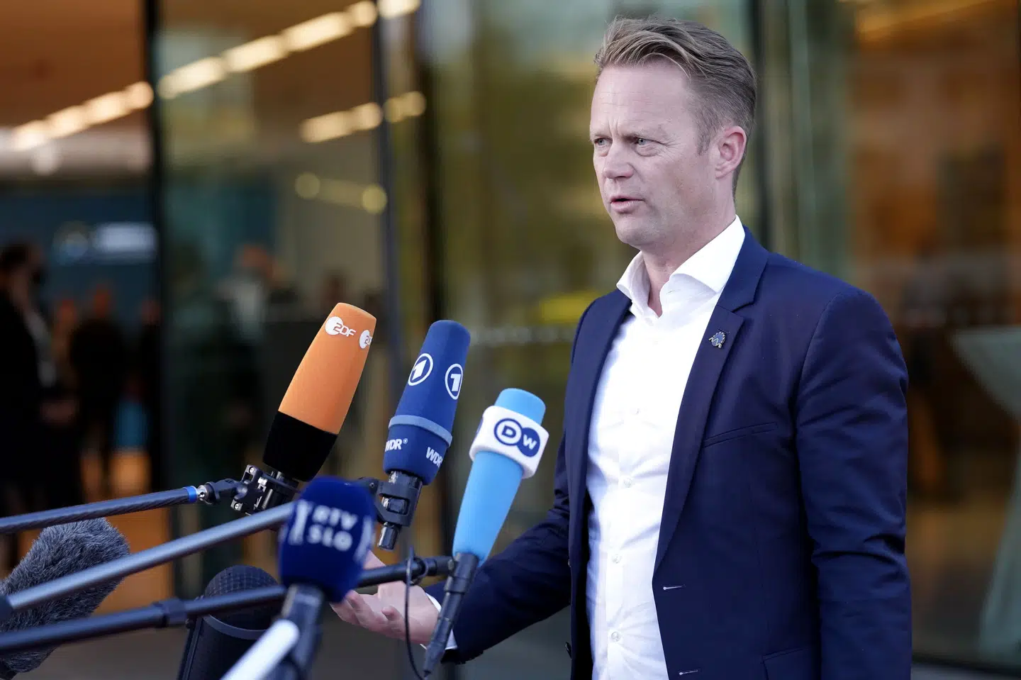 Udenrigsminister Jeppe Kofod (S) håber, at der mandag kan opnås den første enighed om at indføre sanktioner mod styret i Mali. Her er danske soldater ellers netop ankommet for at hjælpe det militære overgangsstyre med at uddanne soldater. (Arkivfoto) Darko Bandic/Ritzau Scanpix