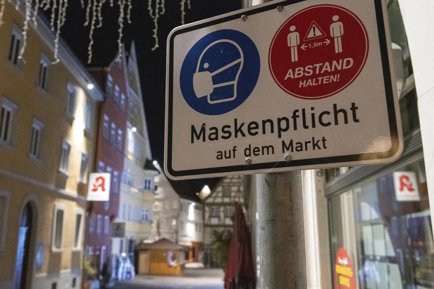 Coronapandemien, der i de seneste rundt regnet to år har bredt sig over hele verden og kostet millioner af menneskeliv, kan være ved at aftage i Europa, vurderer WHO's europæiske chef. (Arkivfoto) Stefan Puchner/Ritzau Scanpix