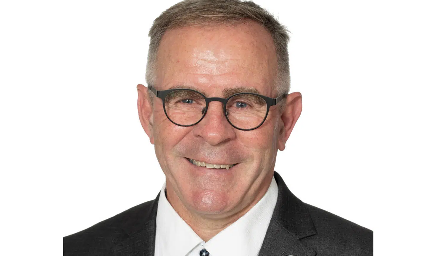 Ole Risager beskylder partifælle og medlem af bestyrelsen af Aalborg for at pille hans valgplakater ned under kommunalvalget.