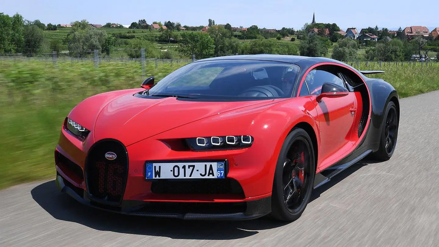 Det er sådan en type Bugatti, som drønede afsted med 414 km/t PATRICK HERTZOG / AFP