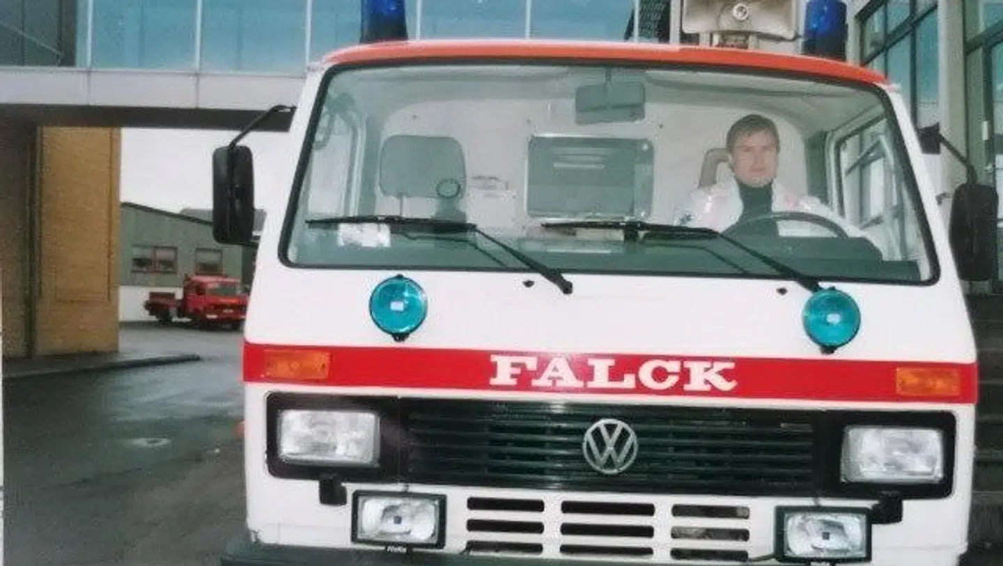 Fritz Kofod var i mange år Falck-redder, I dag er han bedemand, men når han kører forbi stedet på vej til hospitalet, så tænker han ofte tilbage på den 5. april 1994.
