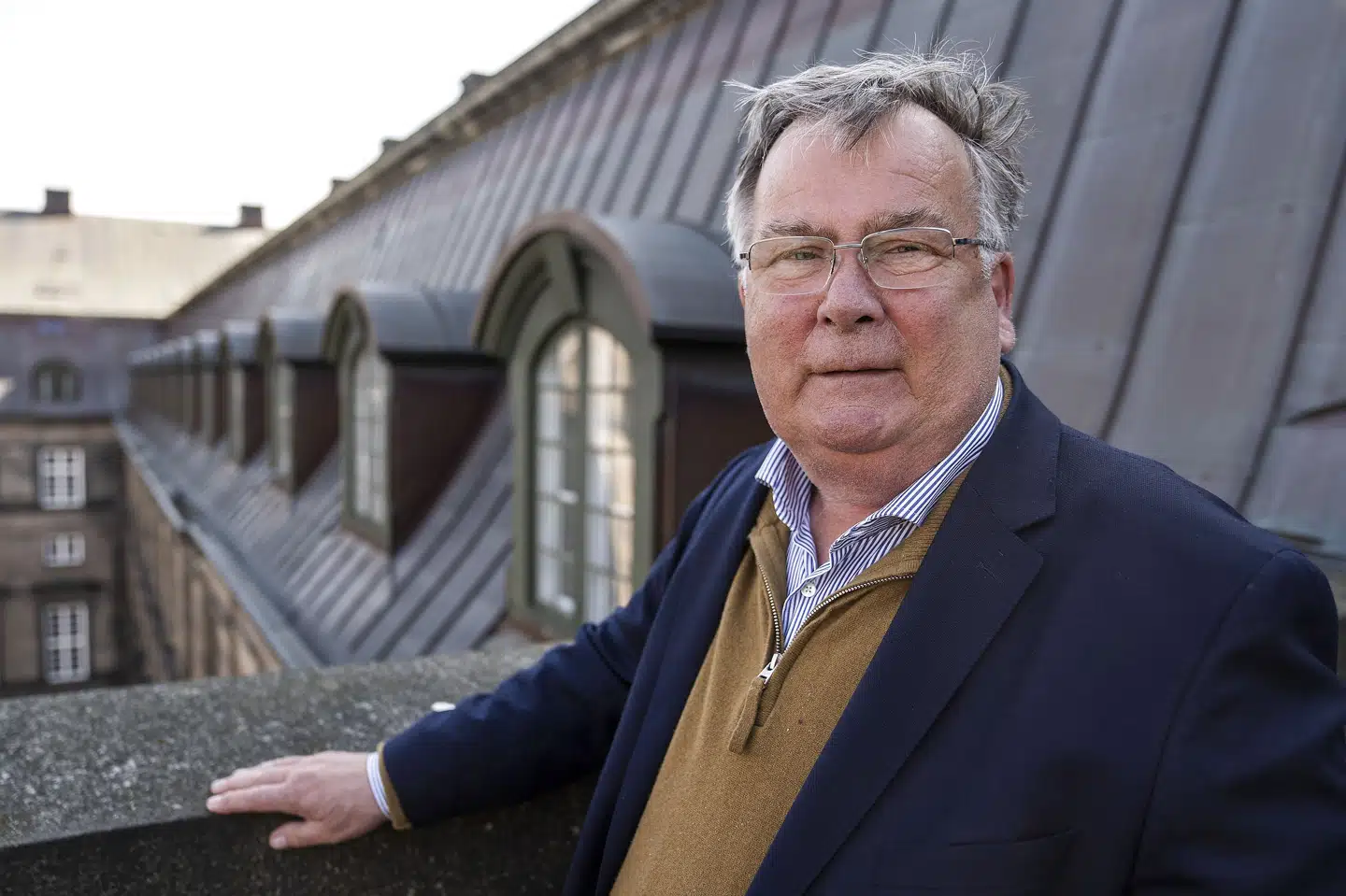 Tidligere finans- og forsvarsminister Claus Hjort Frederiksen bekræfter, at han er sigtet for overtrædelse af en paragraf, der handler om at røbe eller videregive fortrolige oplysninger. (Arkivfoto) Søren Bidstrup/Ritzau Scanpix