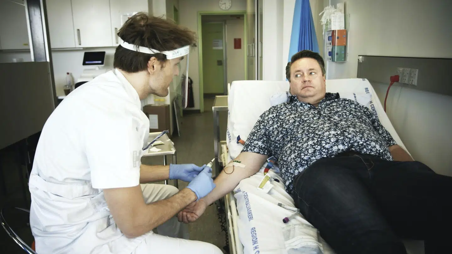 Johnny Hansen og de andre deltagere i 'Junkfood-eksperimentet' bliver testet løbende, og her indså Kandis-forsangeren, at han var nødt til at lægge sit liv om.