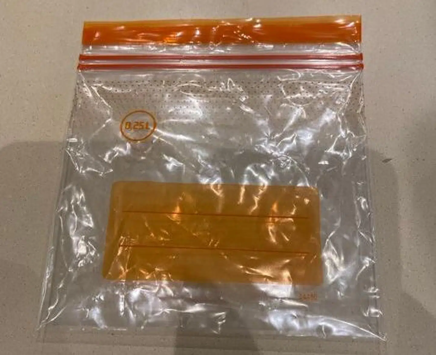 Det var sådan en pose, datterens mælketænder lå i.