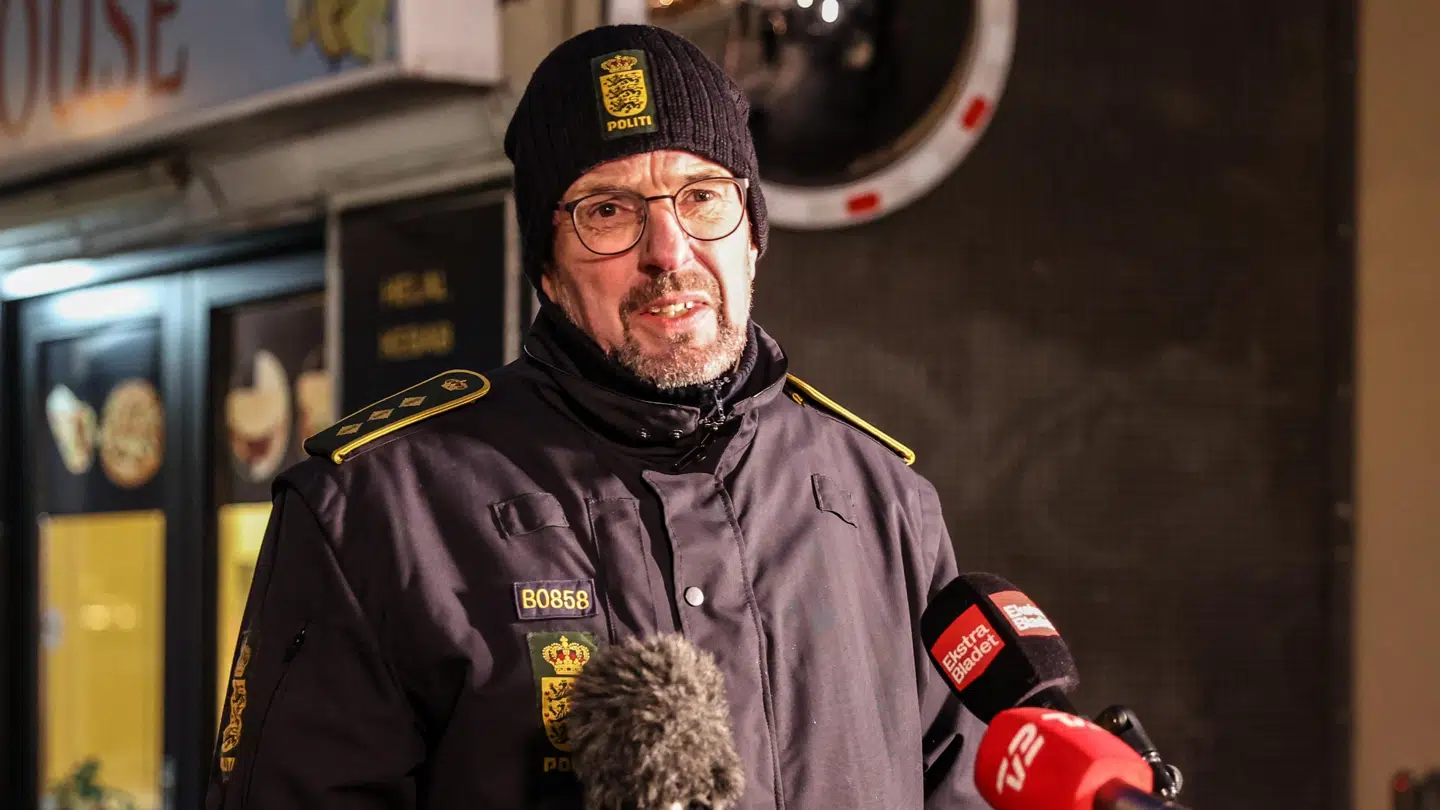 Politiinspektør Tommy Laursen orienterede om skudepisoden på Frederiksberg klokken 16.30. Foto: Byrd / Steven Knap