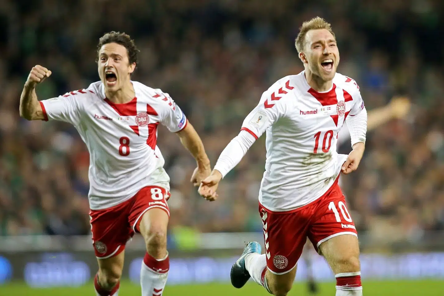 Thomas Delaney og Christian Eriksen (th.) jubler over VM-kvalifikationen tilbage i 2017. Arkivfoto