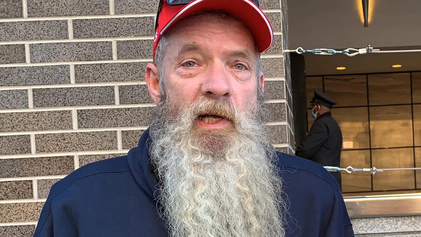 Steve Bloom stolt Trump-støtte, der deltog i demonstrationen onsdag inden stormen mod Kongressen.