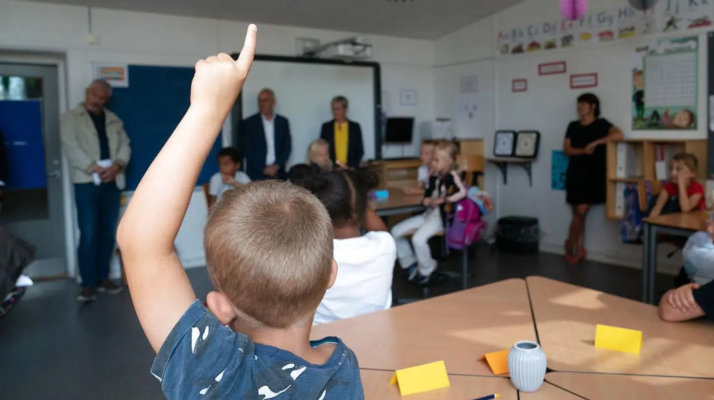 Onsdag kunne skolebørnene vende tilbage til skolebænken. Dog under betydelige restriktive retningslinjer, som varer helt til starten af april.