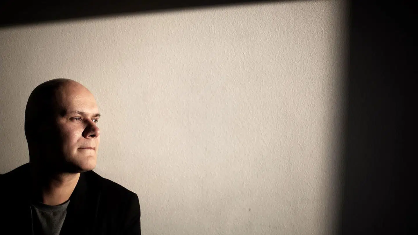 DJ Kato i forbindelse med pladen 'Behind Closed Doors'.