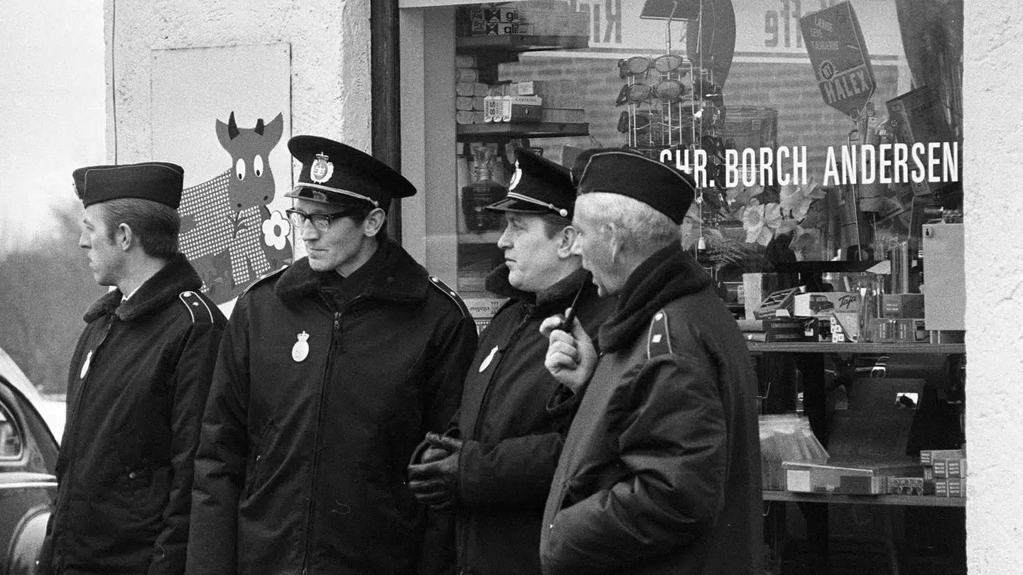 Det var den niårige Finn Borch, som fandt sine forældre skudt i hjemmet. Foto: Fyens Stiftstidendes pressefotosamling, Odense Stadsarkiv.