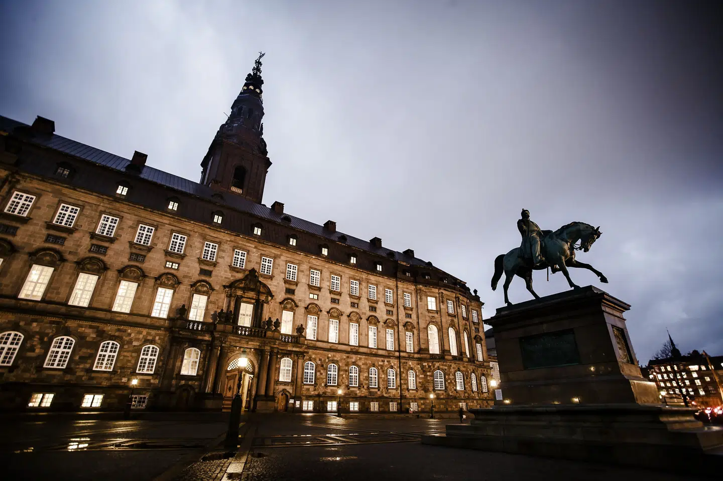 Med maksimalt halvandet år til folketingsvalget venter der det, Enhedslisten kalder et skæbneår for statsminister Mette Frederiksen (S). Jeppe Bjørn Vejlø/Ritzau Scanpix