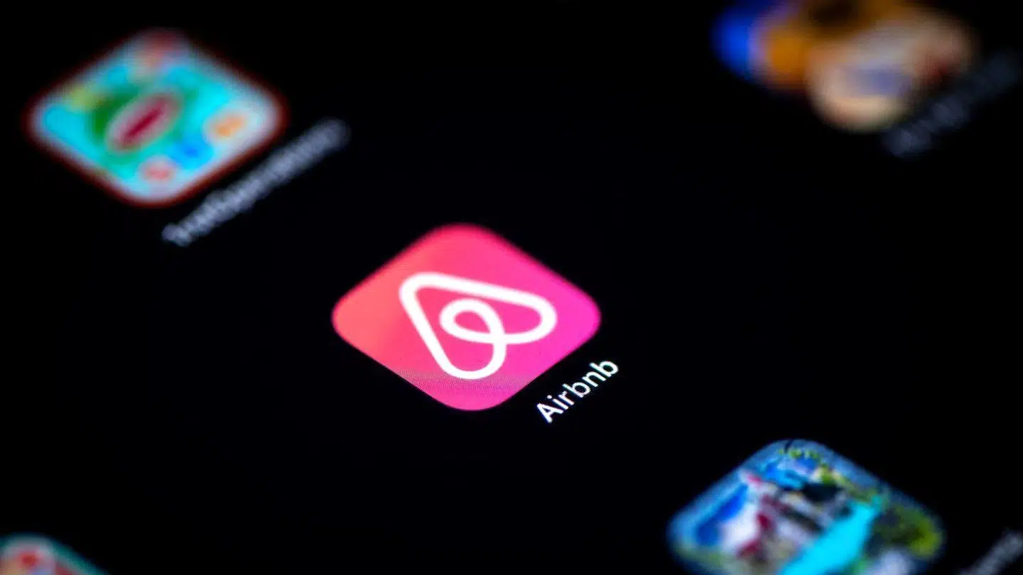 Airbnb fortsætter festforbud i flere lande over nytår.