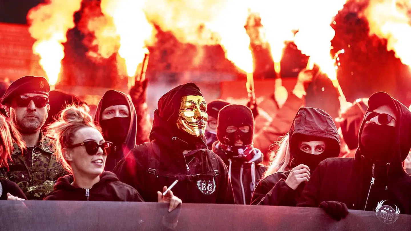 Københavns Byret har i flere tilfælde idømt deltagere ved Men in Black-demonstrationer dobbeltstraf med henvisning til en særlig coronaparagraf i straffeloven.