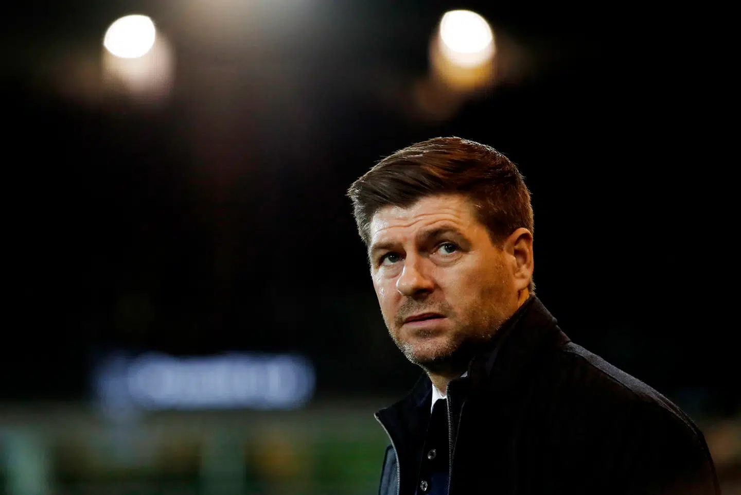 Aston Villa-træner Steven Gerrard er blevet testet positiv for coronavirus.