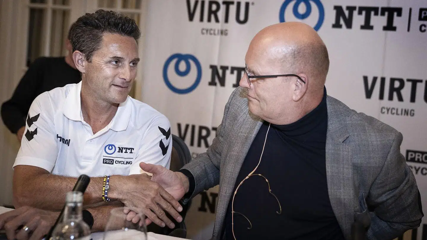 Douglas Ryder (tv.) sammen med Bjarne Riis fra NTT-tiden.