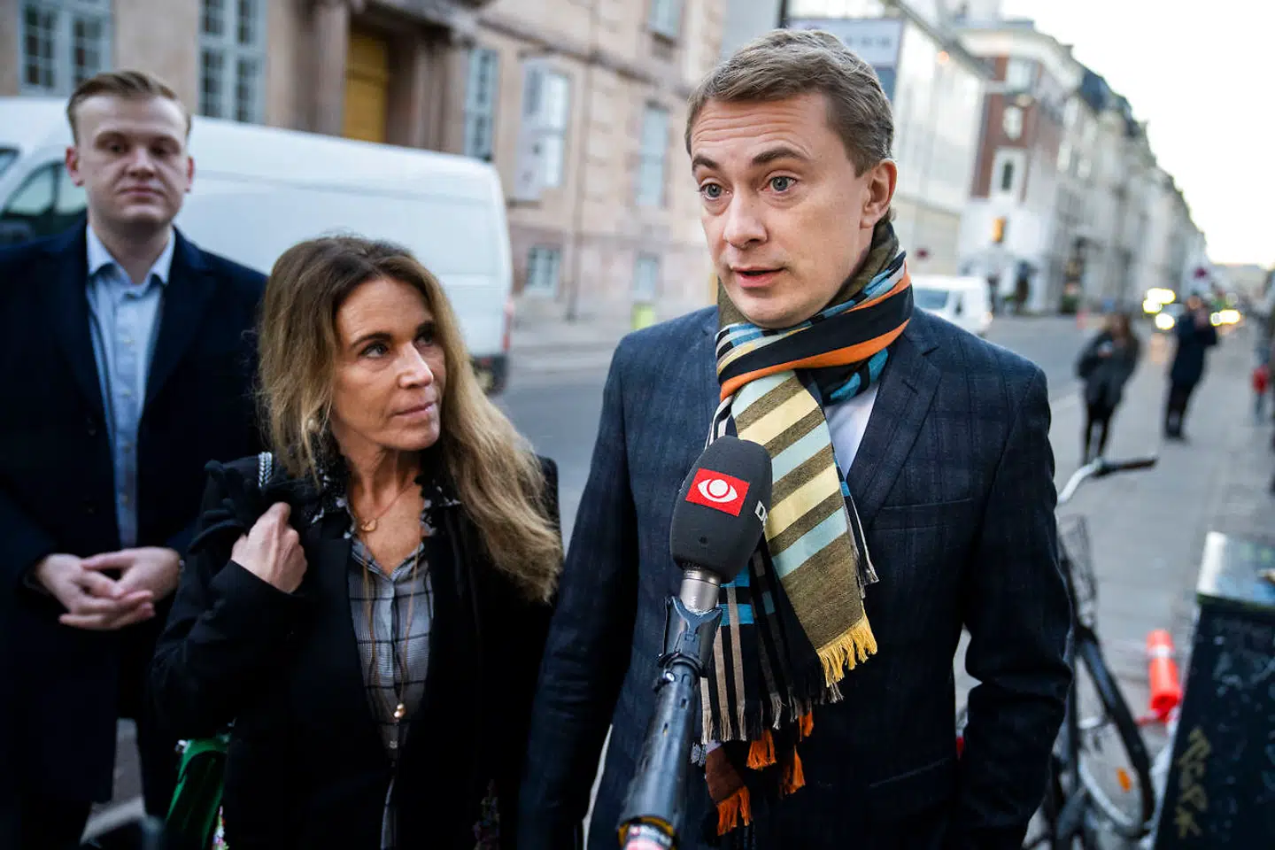 Morten Messerschmidt ankom til Østre Landsret sammen med sin kæreste, Dot Wessman, og sin personlige assistent, Christian Bülow.