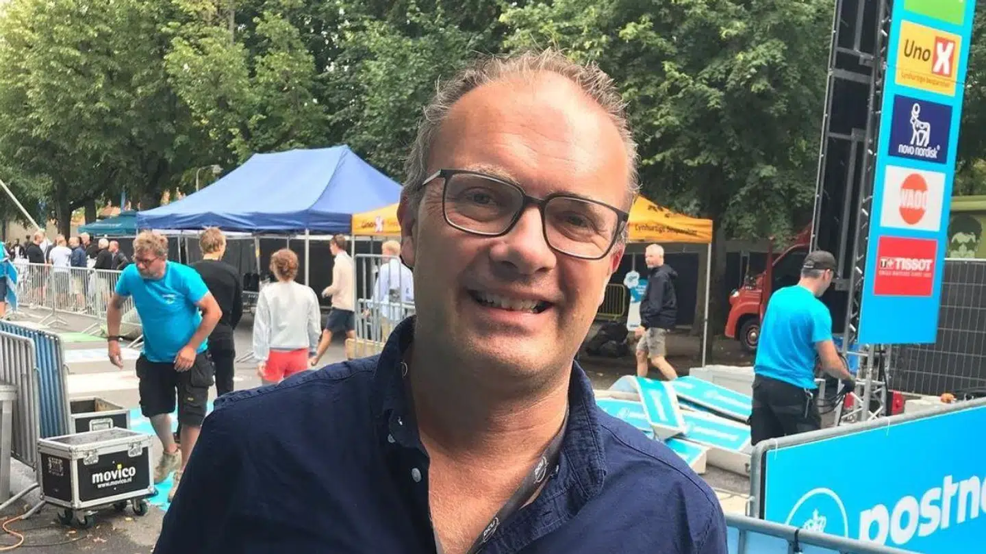 Henrik Liniger har lavet skihop den 1. januar 15 gange siden 2003. Foto: Privat/Instagram.