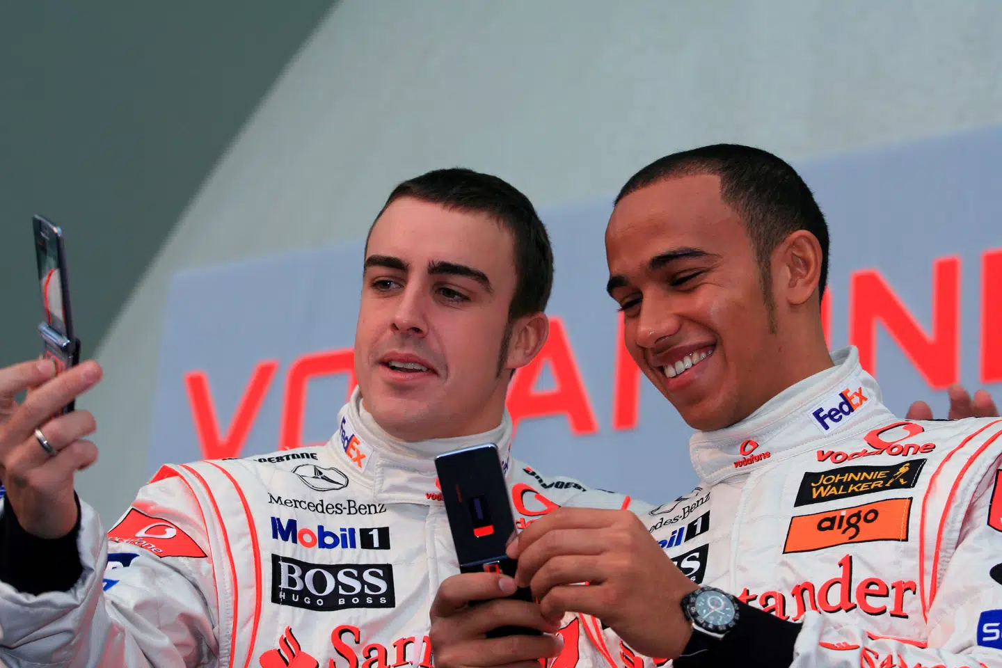Lewis Hamilton udfordrede omgående Fernando Alonso (t.v.), da de i 2007 var teamkammerater i McLaren-teamet.