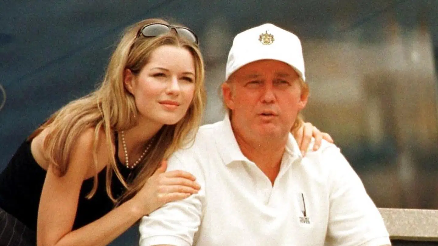 Celina Midelfart ses her med Donald Trump, da hun var kæreste med den forhenværende præsident, før han mødte Melania.