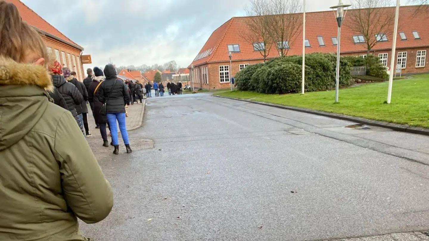 Den kø Martin Poulsen stod i ved et kviktestcenter i Viborg lørdag. Foto: Martin Poulsen