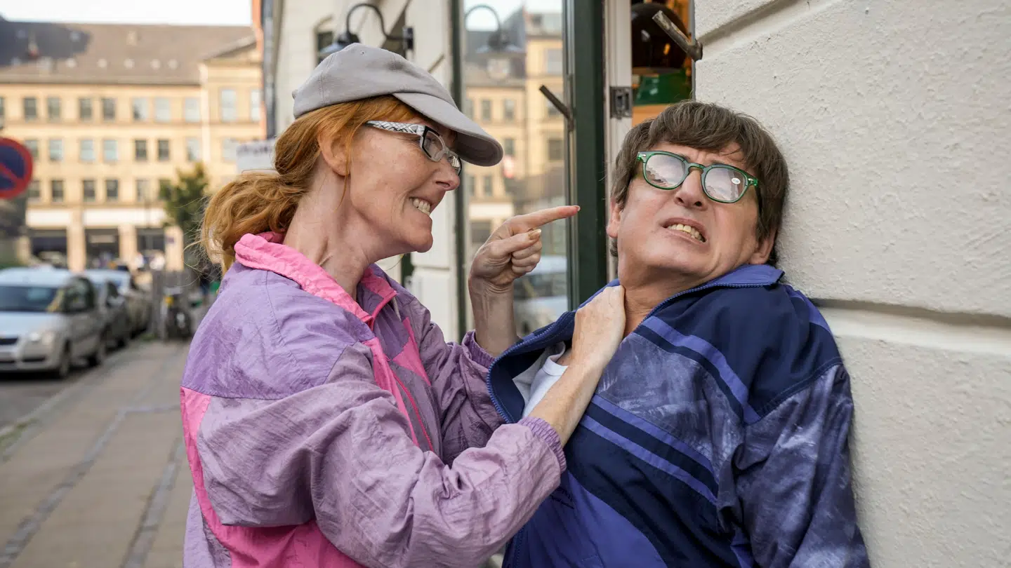 Ditte Hansen og Dejan Cukic som forbryderparret Tina og Jeff.