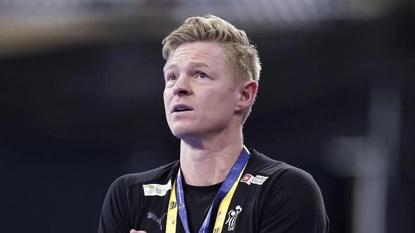 Landstræner Jesper Jensen skal udtænke en plan for at løse det ekstremt gode franske forsvar, hvis Danmark skal have forhåbninger om spille sig i VM-finalen.