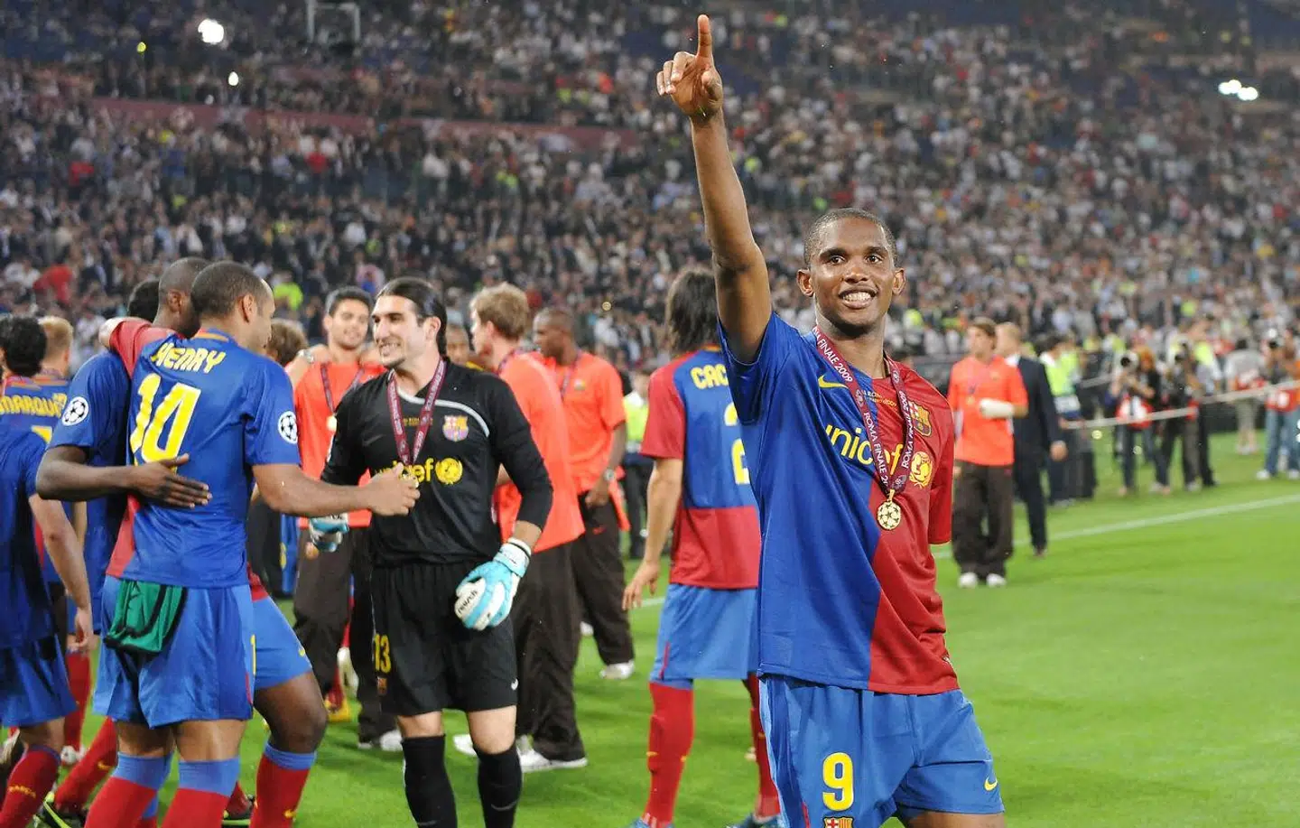 Barcelonas Samuel Eto'o og hodkammeraterne fejrer Champions League-finale-sejren over Manchester United tilbage i 2009