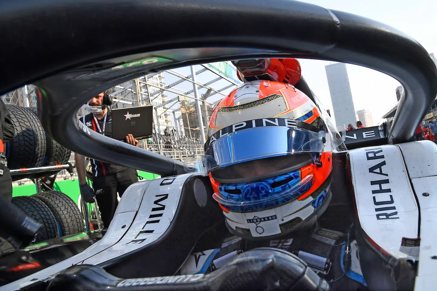 Efter fem år som Formel 1-elev i Alpine Academy fortsætter Christian Lundgaard nu karrieren i den amerikanske IndyCar-serie.