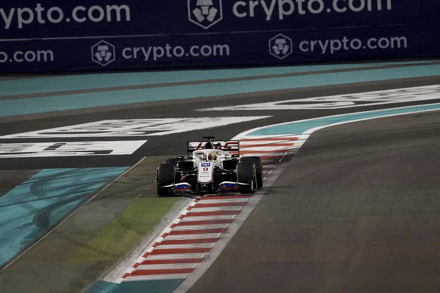 Nikita Mazepin går glip af sæsonens sidste Formel 1-grandprix. Russeren er testet positiv for coronavirus. (Arkivfoto) Hasan Bratic/Ritzau Scanpix