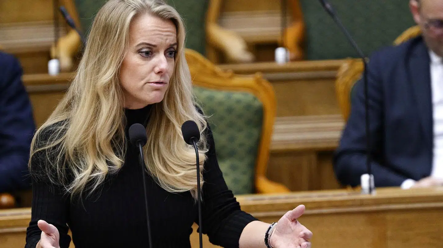 Nye Borgerliges Pernille Vermund håber, men tror ikke, skolebørnene vender tilbage 5. januar, som regeringen siger.