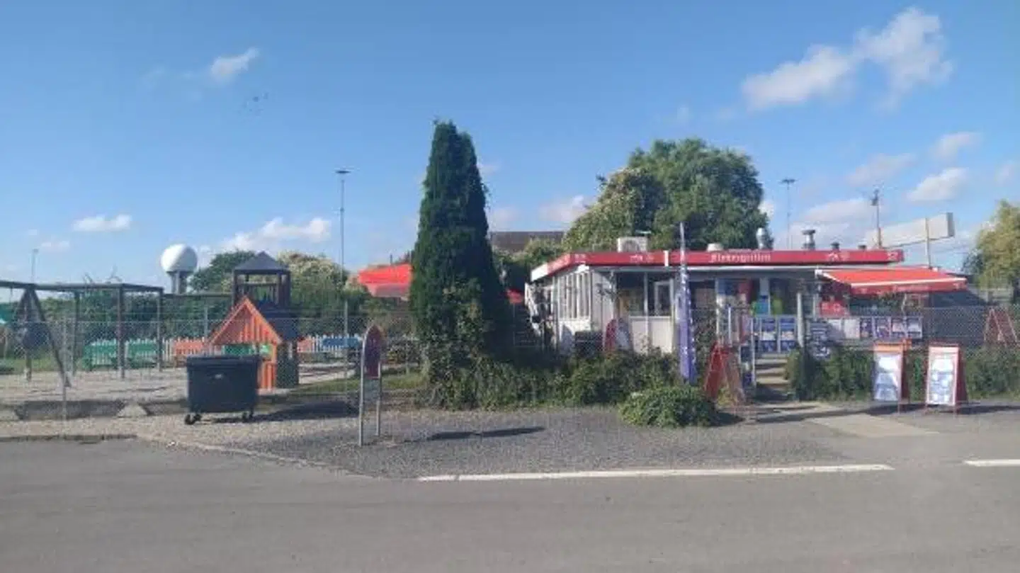 Her ses den ikoniske Flyvergrillen.