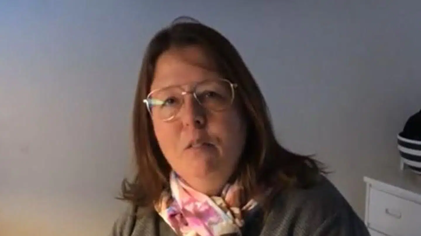 Diana Larsen er ramt, efter nyheden om Lars Høghs død kom ud.