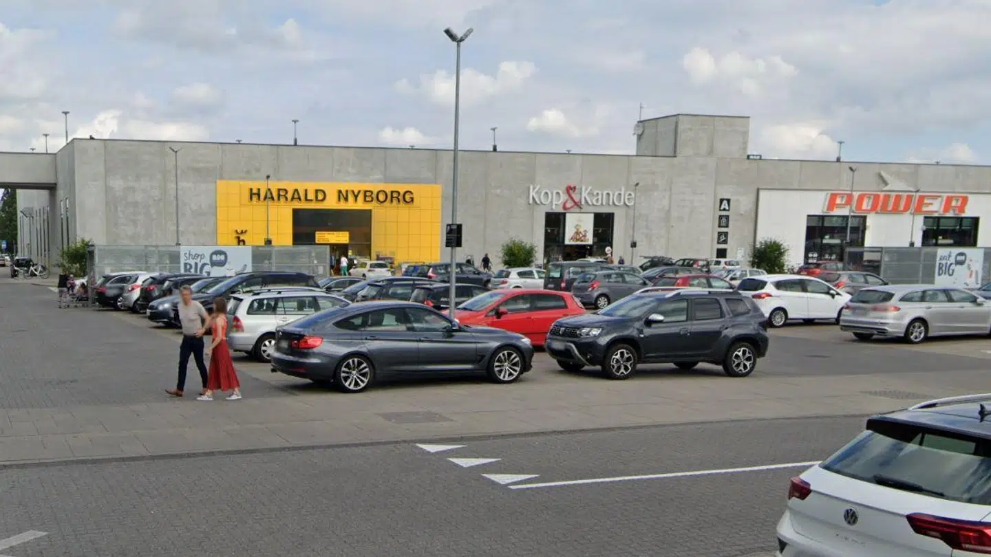 Det var her på BIGs parkeringsplads, at overfaldet fandt sted. Foto: Google Street View.