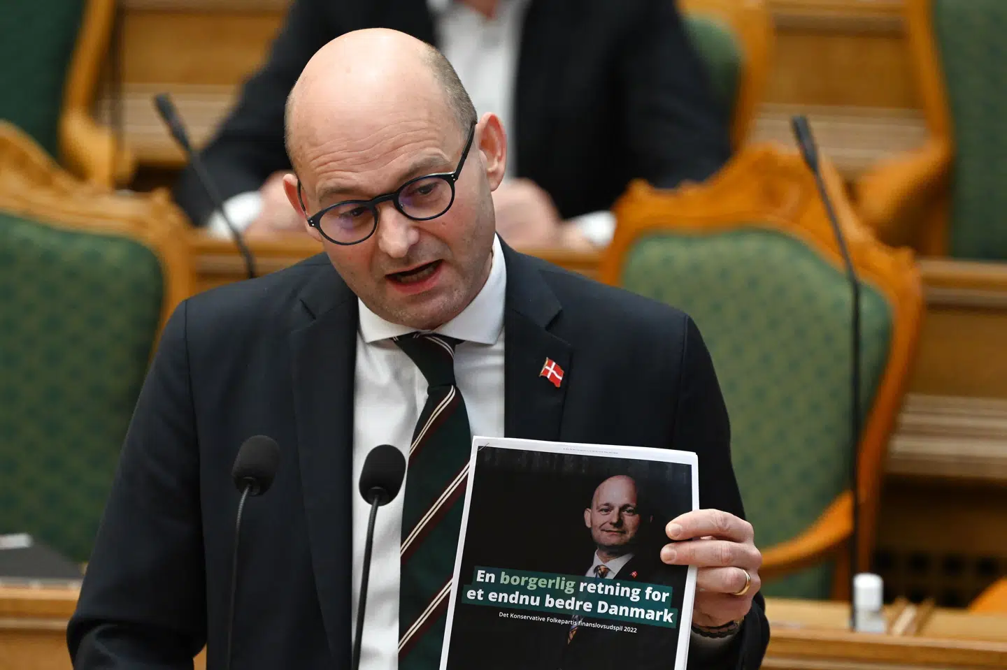 Bølgerne gik højt i Folketinget tirsdag, hvor Arne-pensionen udløste debat mellem statsminister Mette Frederiksen (S) og formand for De Konservative Søren Pape Poulsen. Philip Davali/Ritzau Scanpix