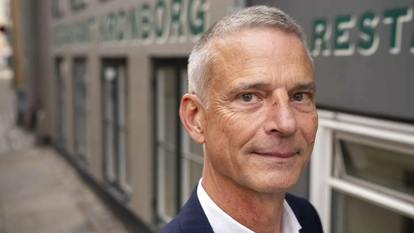 Claes Petersen fra Restaurant Kronborg regner med en lille nedgang i omsætningen på grund af corona-aflysninger.