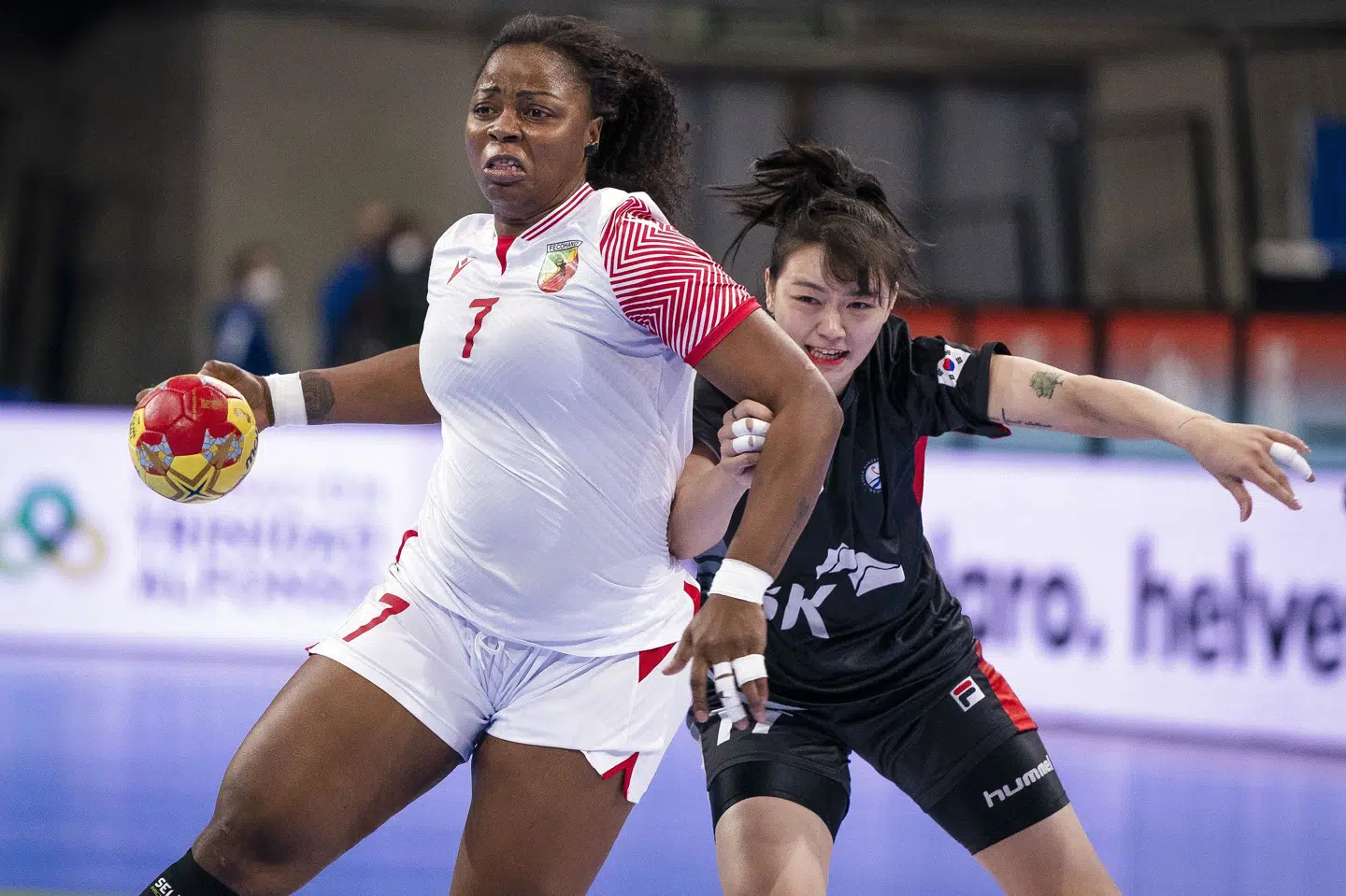 Congo og Diane Yimga tabte 23-37 til Sydkorea i torsdagens VM-premiere. Liselotte Sabroe/Ritzau Scanpix