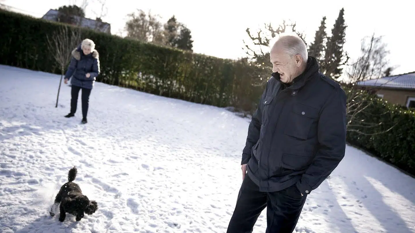 Keld og Hilda Heick i deres have.