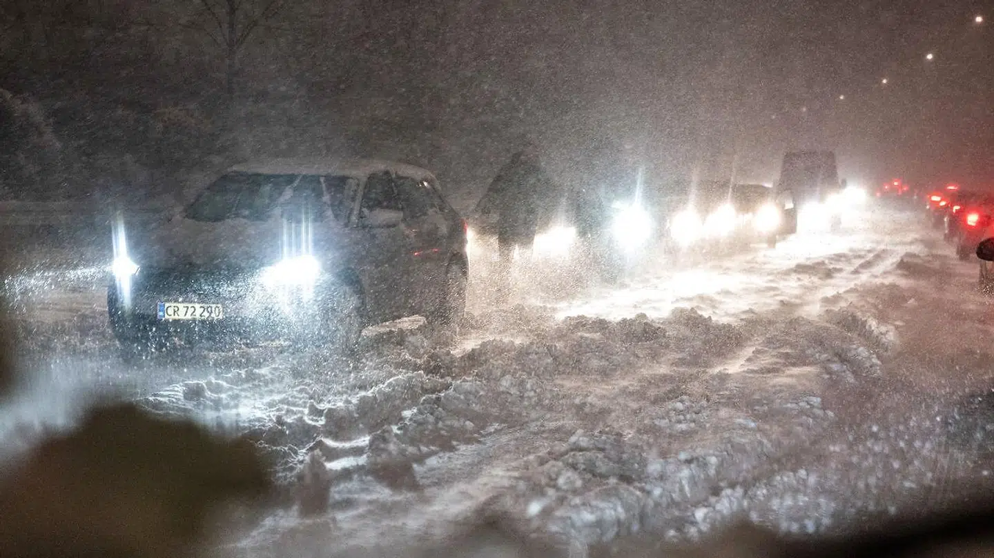 Busser og toge blev indstillet onsdag eftermiddag. Og er det fortsat.