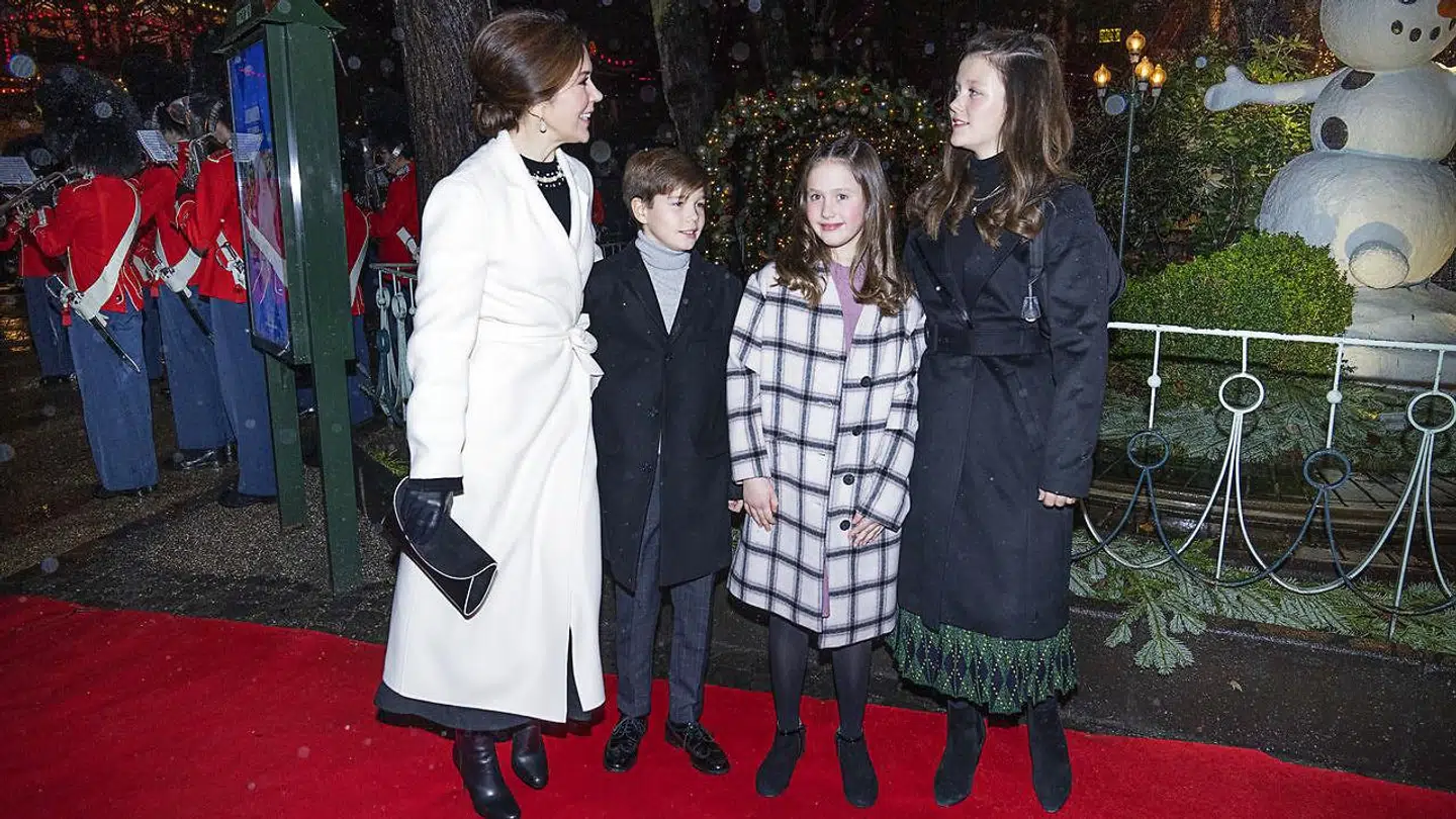 Prinsesse sabella er nærmest blevet lige så høj som Kronprinsessen.