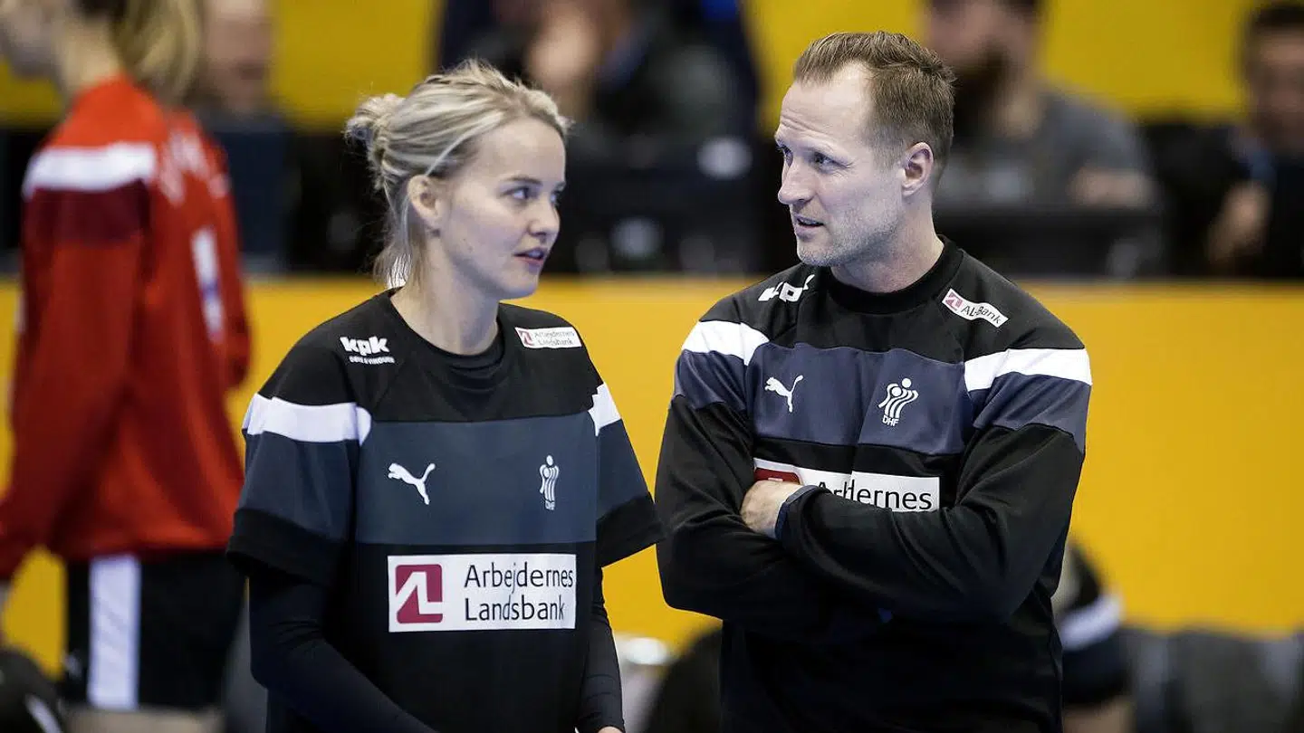 Sandra Toft og tidligere landstræner Klavs Bruun Jørgensen tilbage i 2017. Det var til ham, spillerne i maj 2016 sendte et brev med klager. En sag, der blev blæst for meget op, mener målvogteren.