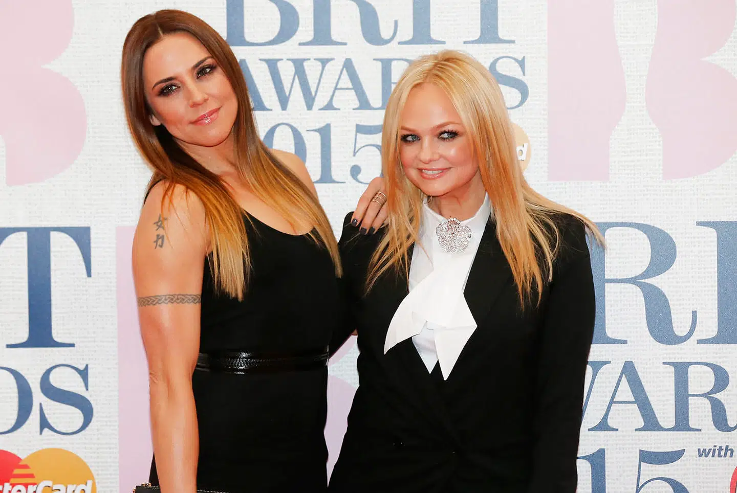 Melanie Chisholm med sin tidligere Spice Girls-kollega Emma Bunton i 2015.
