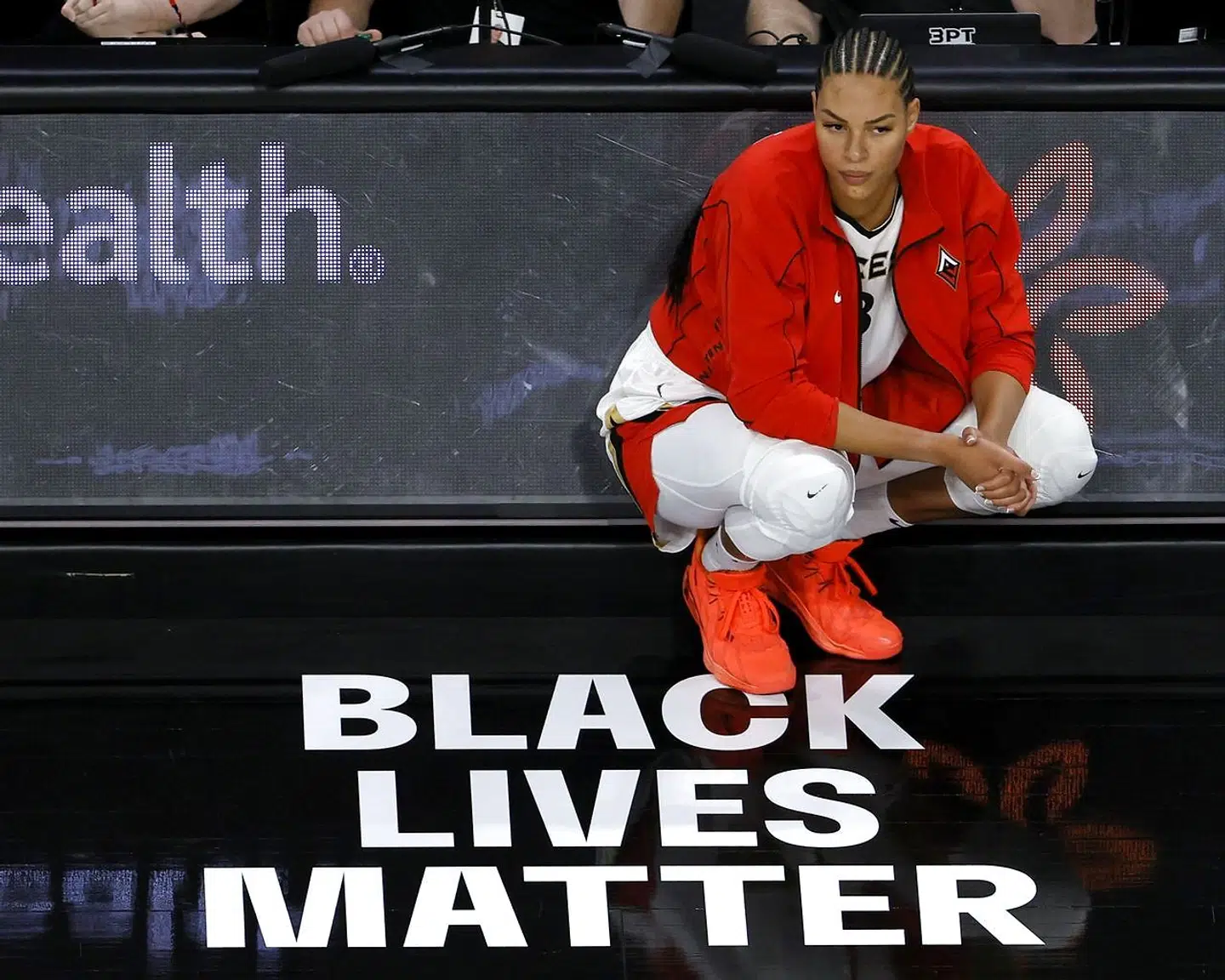 LAS VEGAS, NEVADA - MAY 30: Liz Cambage #8 of the Las Vegas Aces waits to check in during a game against the Indiana Fever at Michelob ULTRA Arena on May 30, 2021 in Las Vegas, Nevada. The Aces defeated the Fever 101-78. NOTE TO USER: User expressly acknowledges and agrees that, by downloading and or using this photograph, User is consenting to the terms and conditions of the Getty Images License Agreement. Ethan Miller/Getty Images/AFP == FOR NEWSPAPERS, INTERNET, TELCOS & TELEVISION USE ONLY ==