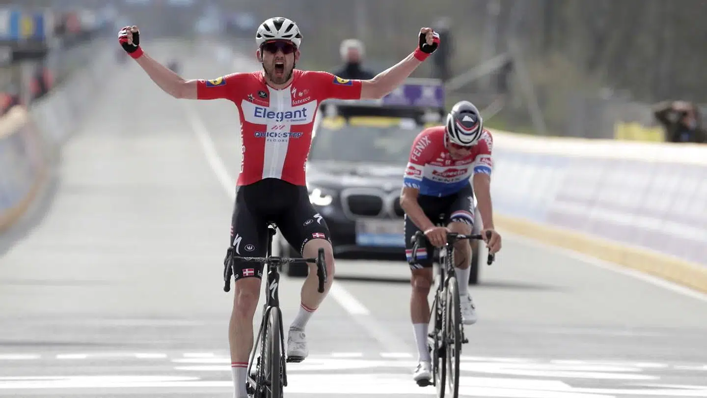 Kasper Asgreen leverede en vanvittig præstation, da han vandt Flandern Rundt foran Mathieu van der Poel 4. april i år.