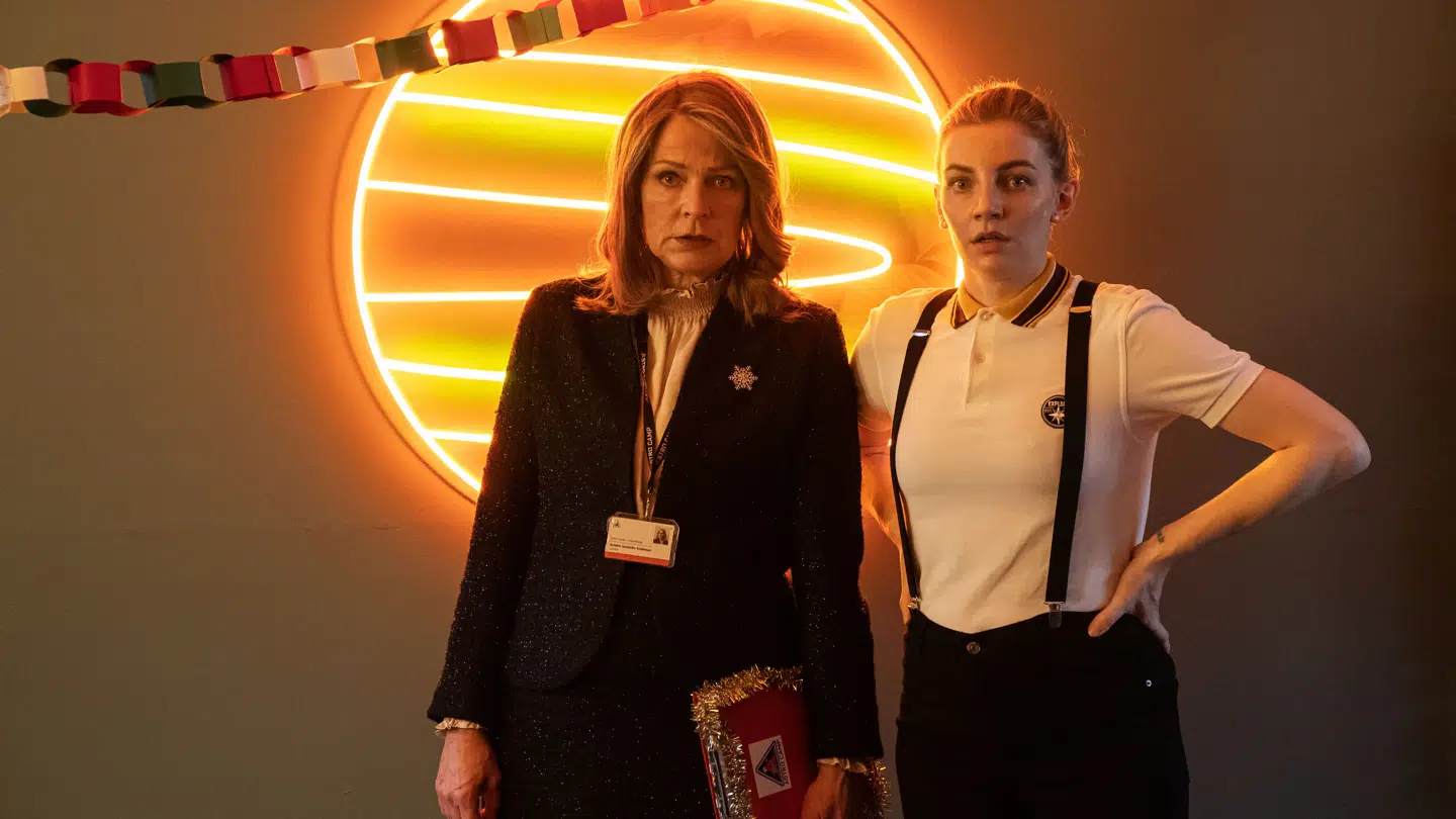 Søs og Molly Egelind i TV 2's julekalender 'Kometernes jul'.