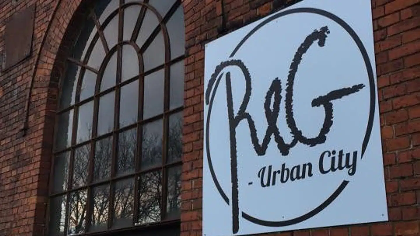 Råt&Godt ser ikke ud af meget udefra, men inde bag de rå bygninger gemmer der sig kreative værksteder for alle.