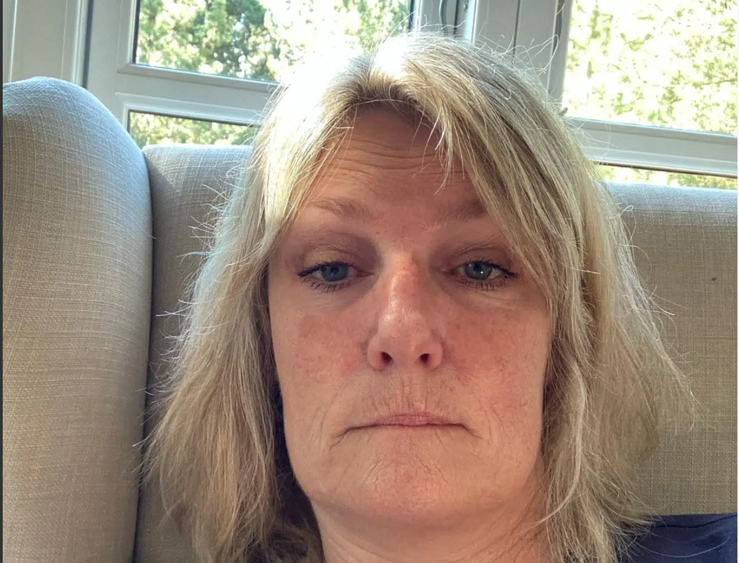 Birgit S. Hansen (S) er ikke bange for at give noget af sig selv. Her ses hun komplet med morgenhår. Et billede, hun har lagt ud på det sociale medie Instagram.
