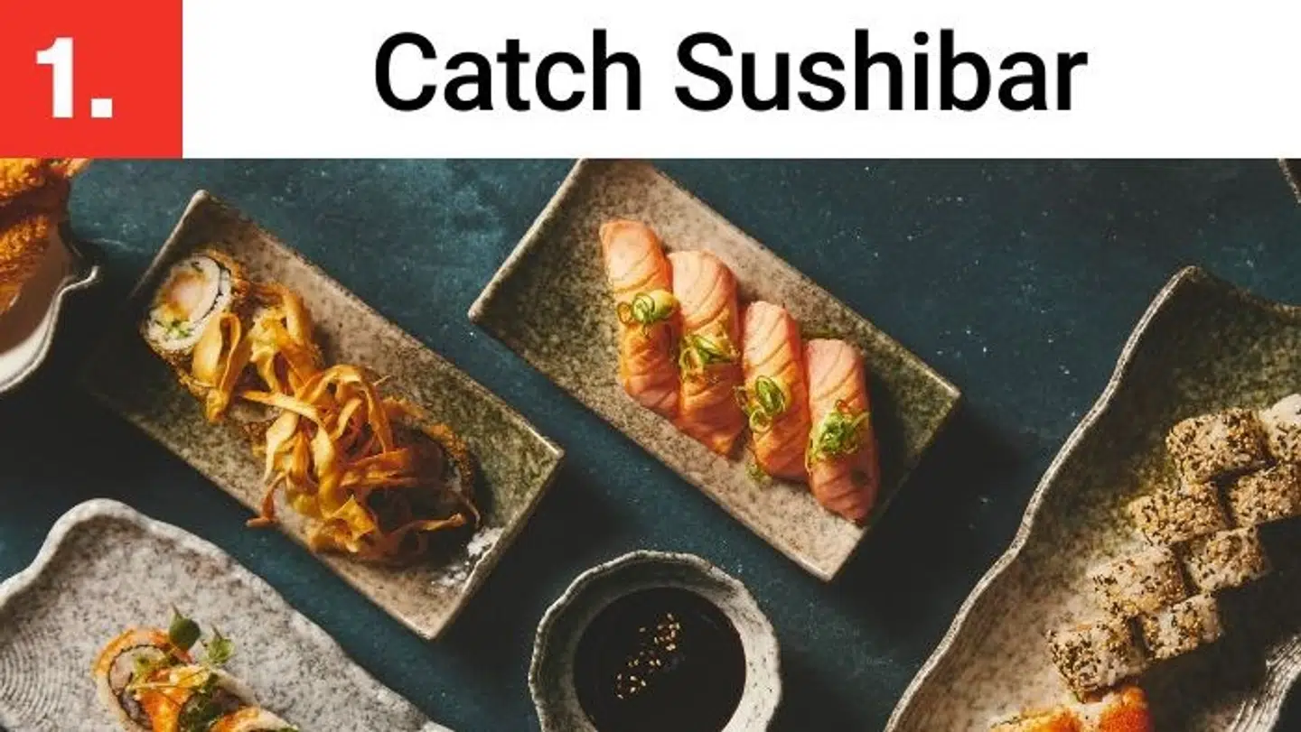 Hos Catch Sushibar kan du få både vin og cocktails til din sushi.