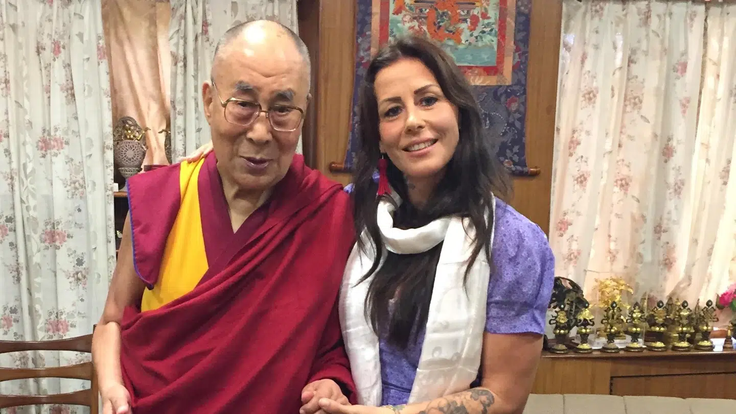 Anja Ringgren Lovén blev inviteret i halvanden times audiens hos Dalai Lama i hans tempel i Inden.